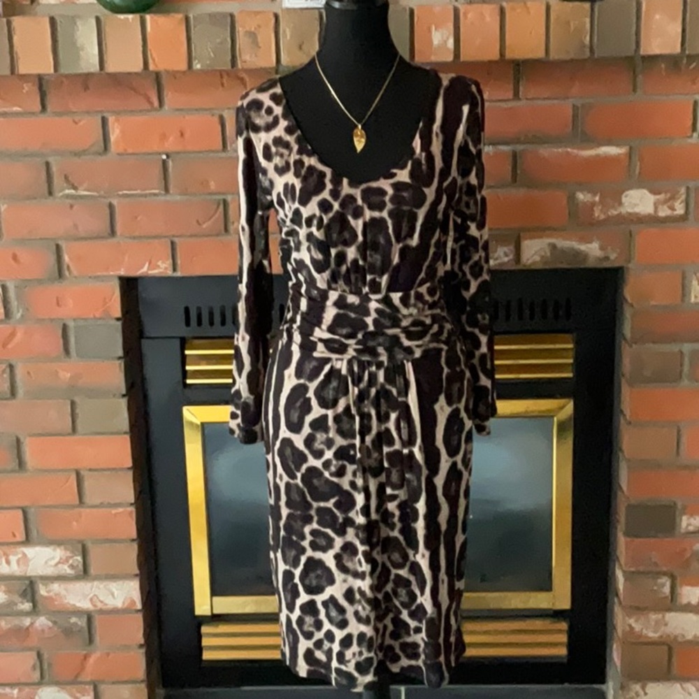 Velvet by Graham & Spencer L fits M